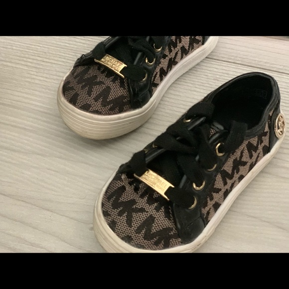 Michael Kors Other - Michael Kors Classic Im a Rebel Lace Up Sneakers